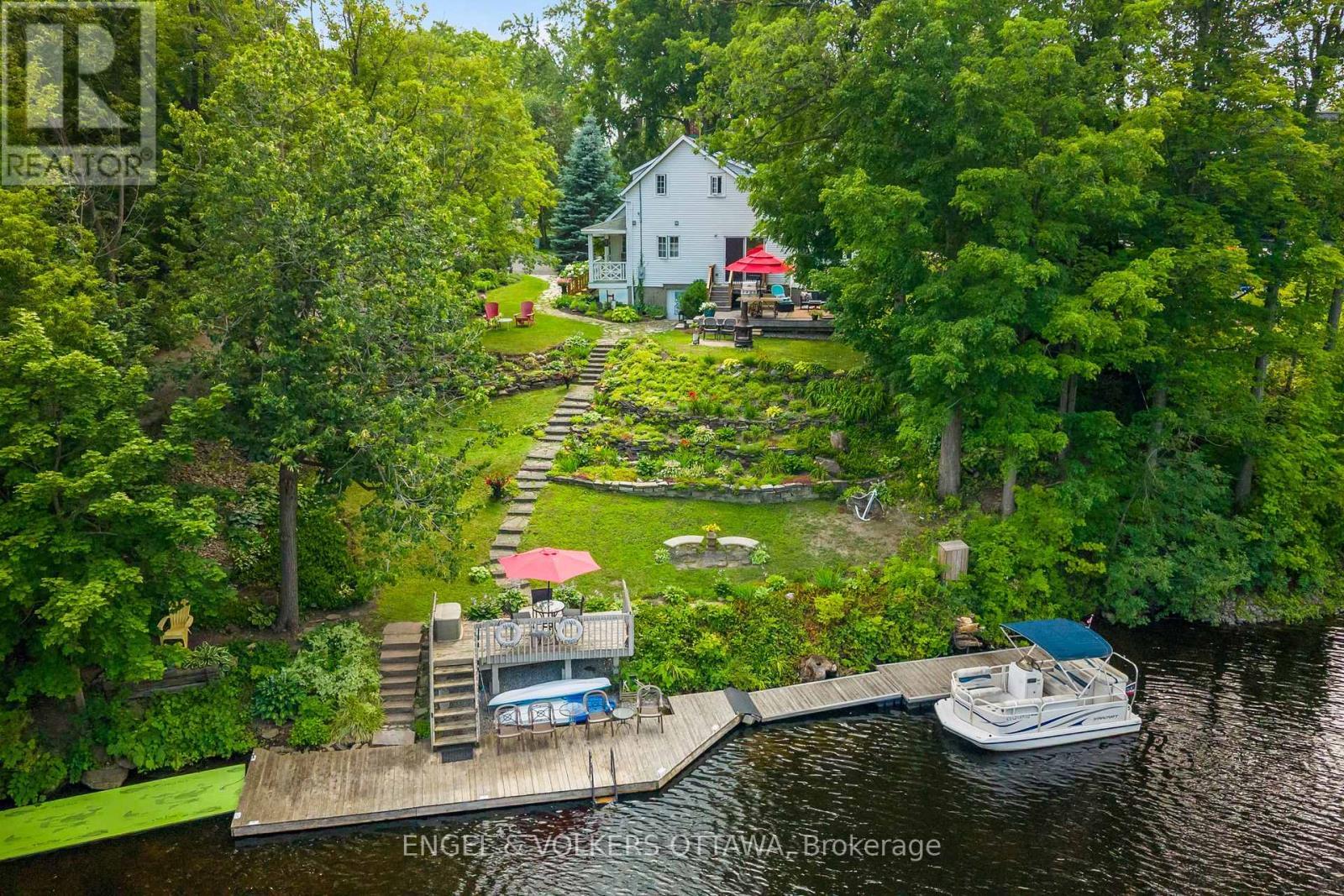 1119 Tighe Street, Ottawa, ON