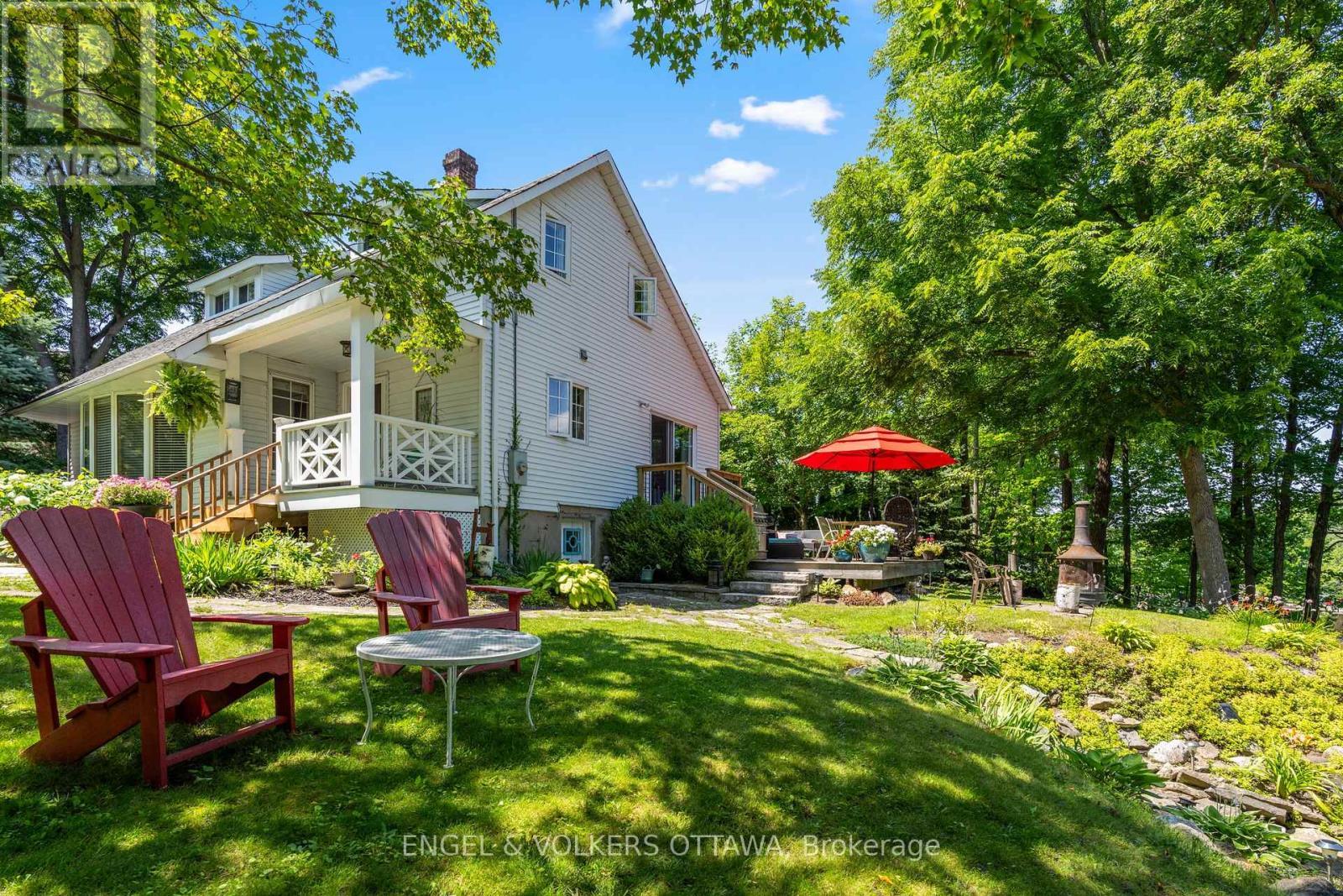 1119 Tighe Street, Ottawa, ON