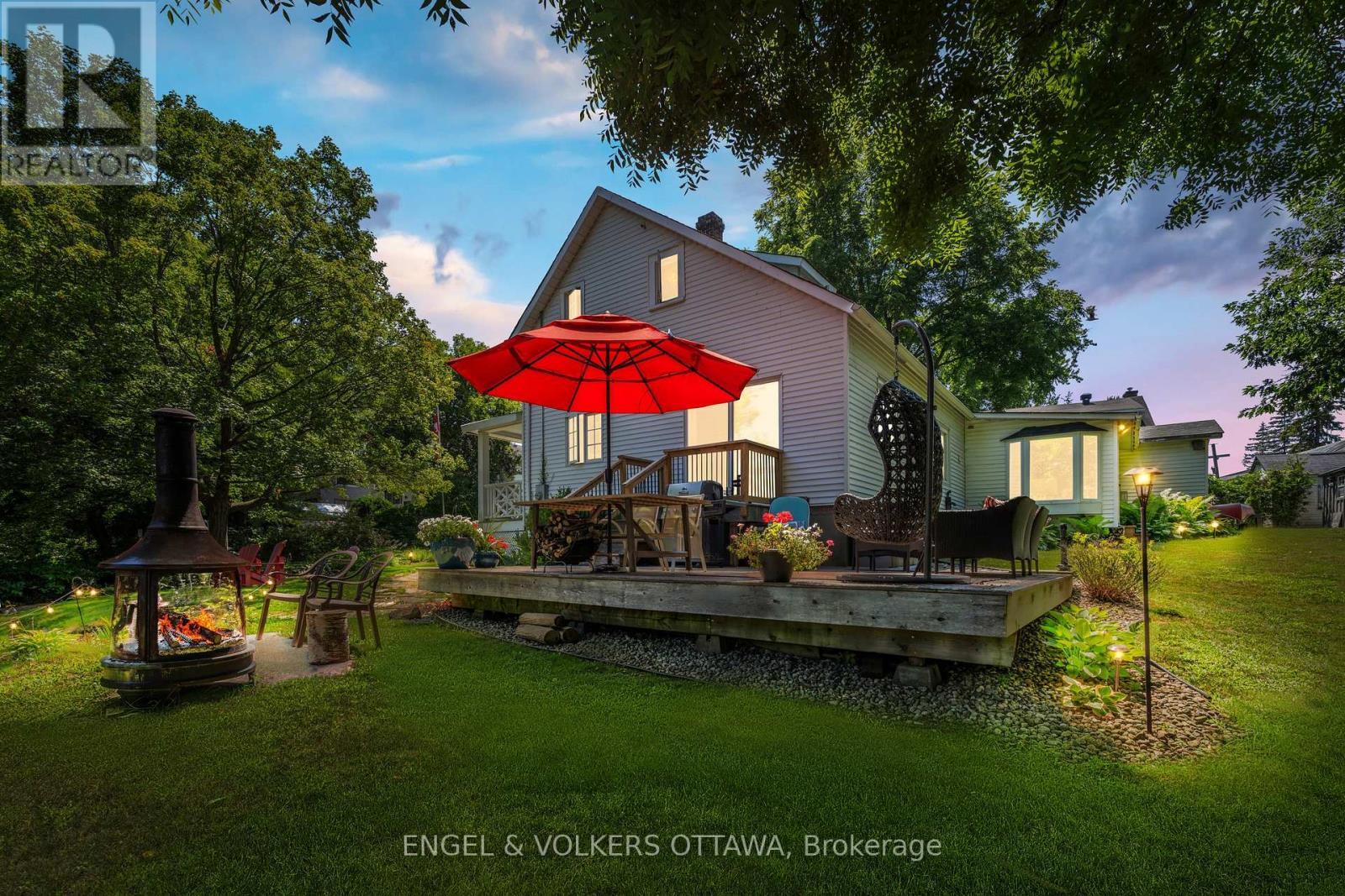 1119 Tighe Street, Ottawa, ON