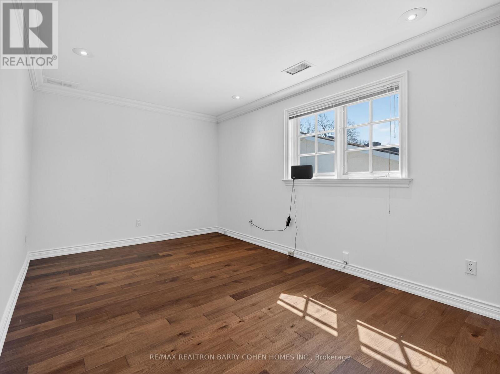 25 Harlington Road, Toronto, ON
