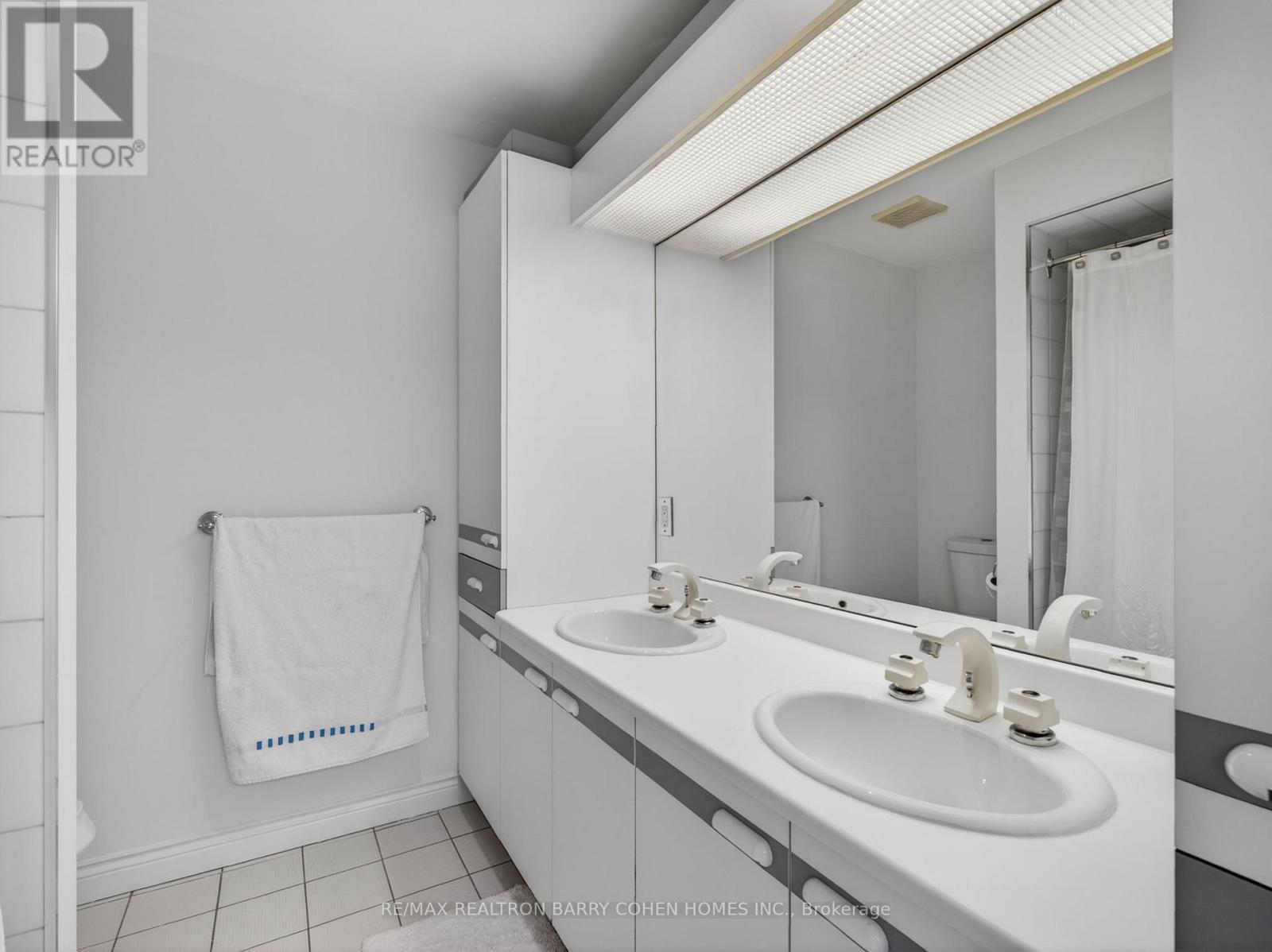 25 Harlington Road, Toronto, ON