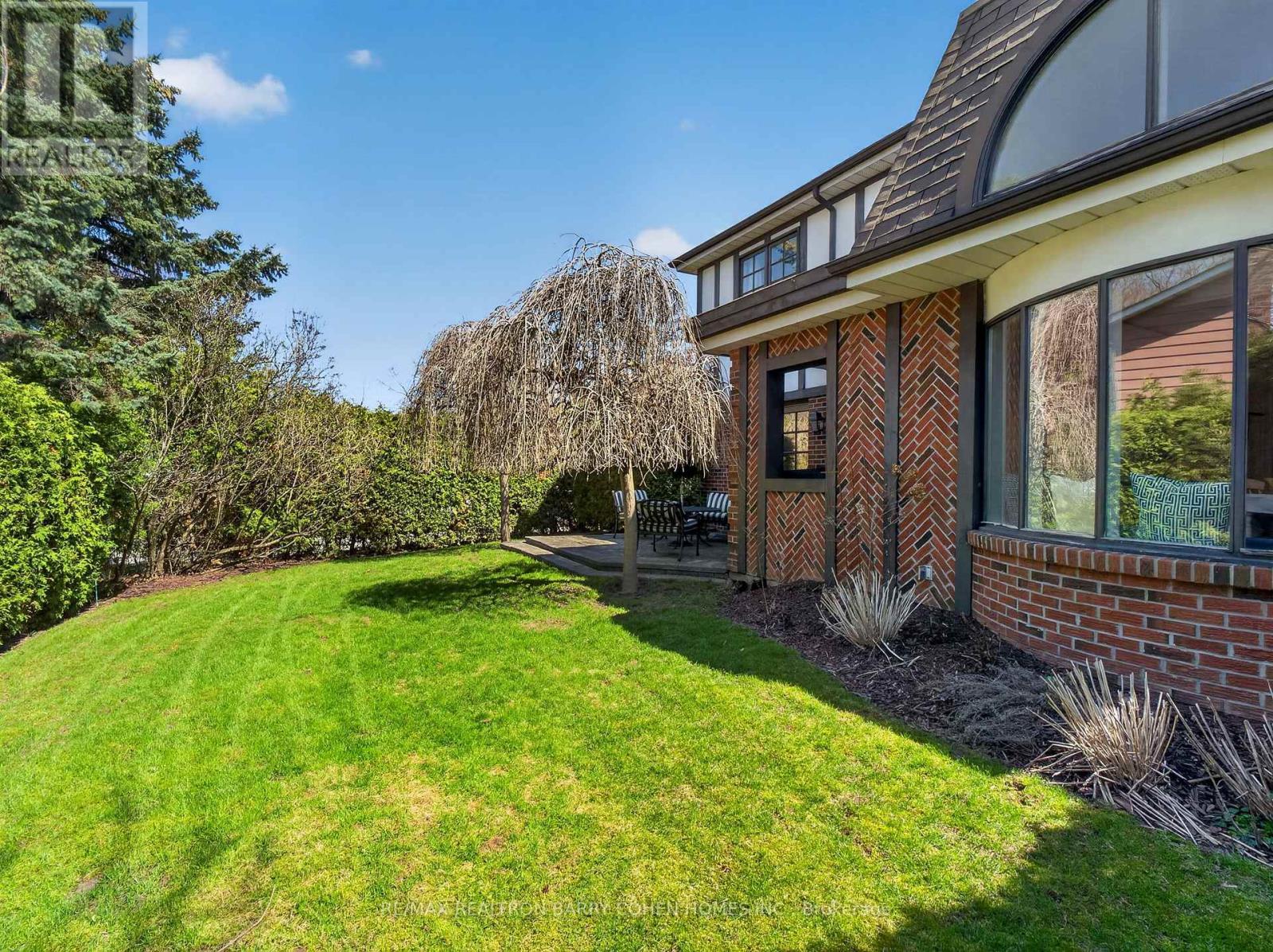 25 Harlington Road, Toronto, ON