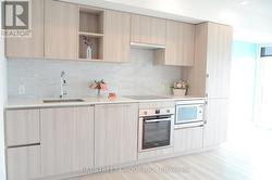 #1716 - 17 BATHURST STREET Toronto, ON M5V 0N1