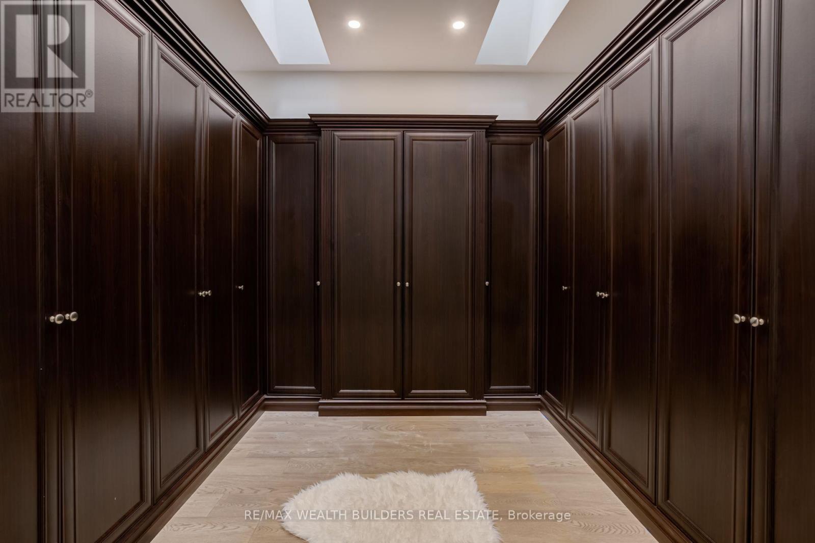 45 Shorewood Place, Oakville, ON