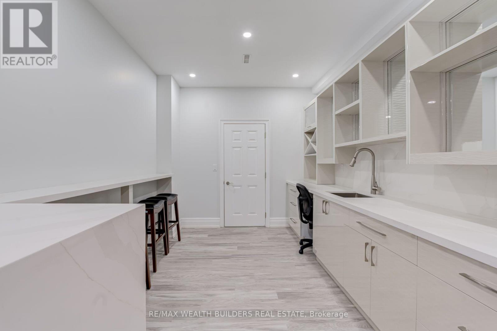 45 Shorewood Place, Oakville, ON