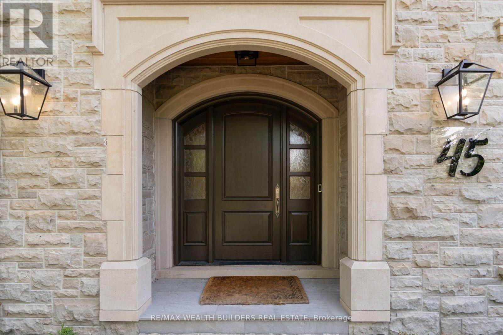 45 Shorewood Place, Oakville, ON