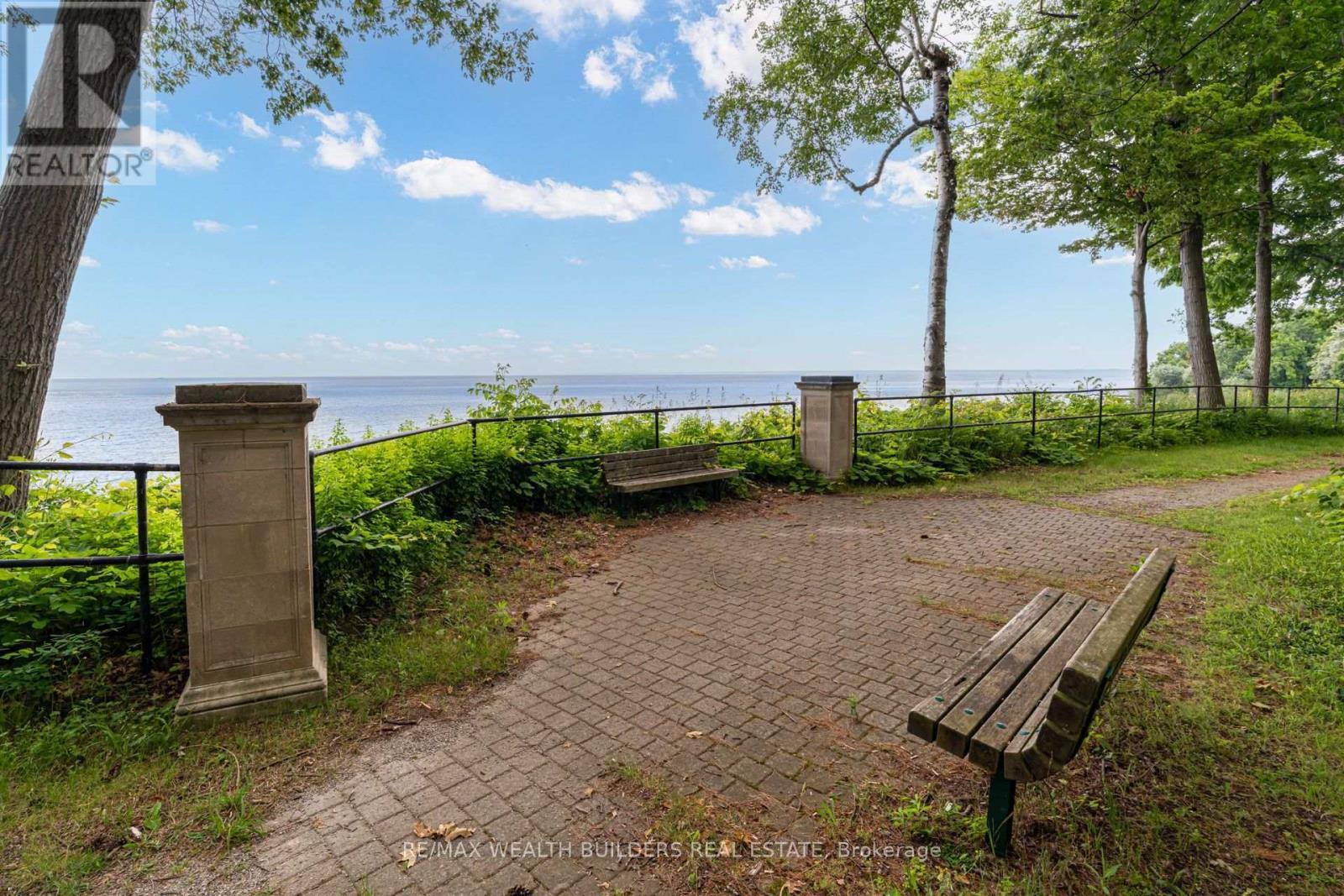45 Shorewood Place, Oakville, ON