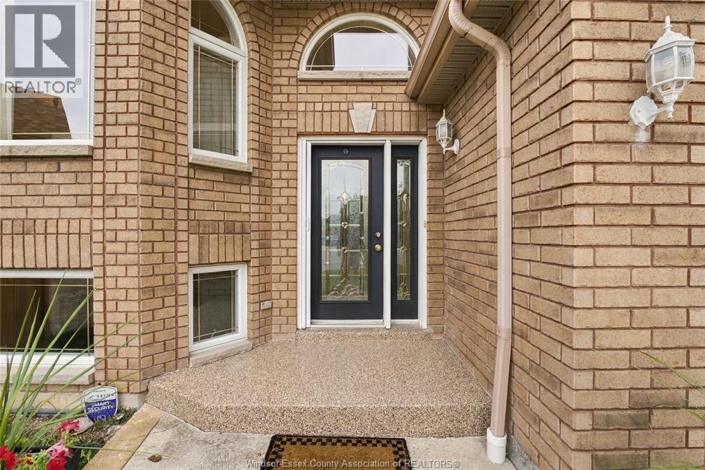 1352 Meridian, Windsor, ON