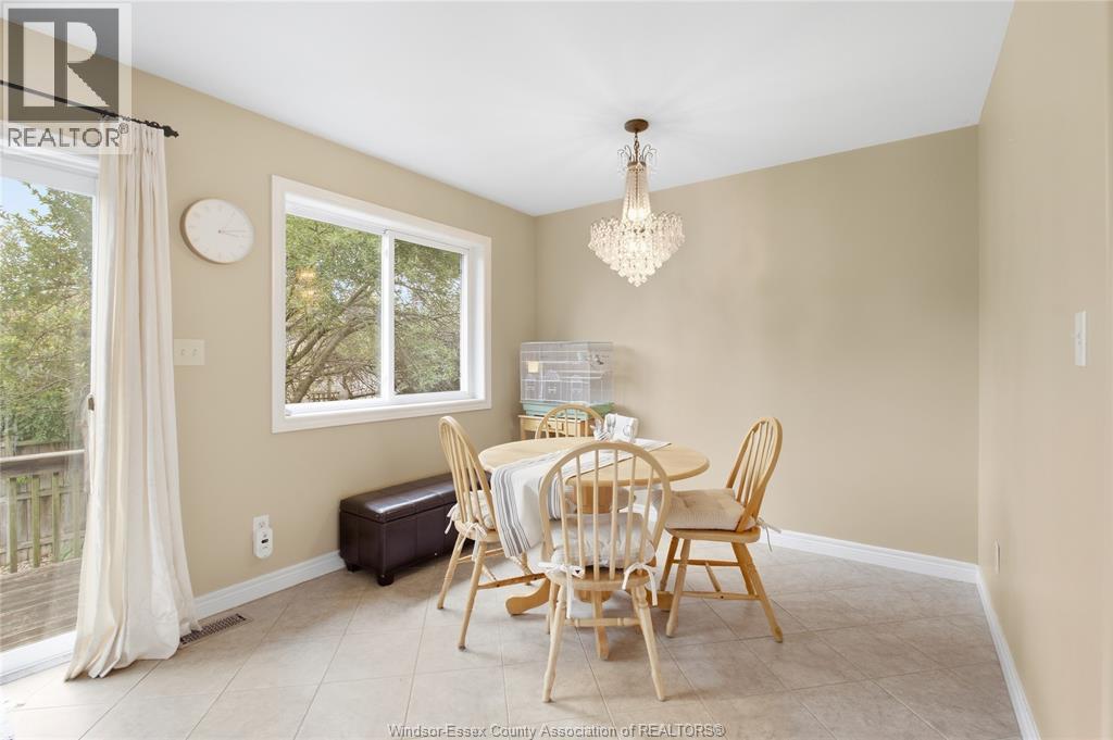 1352 Meridian, Windsor, ON