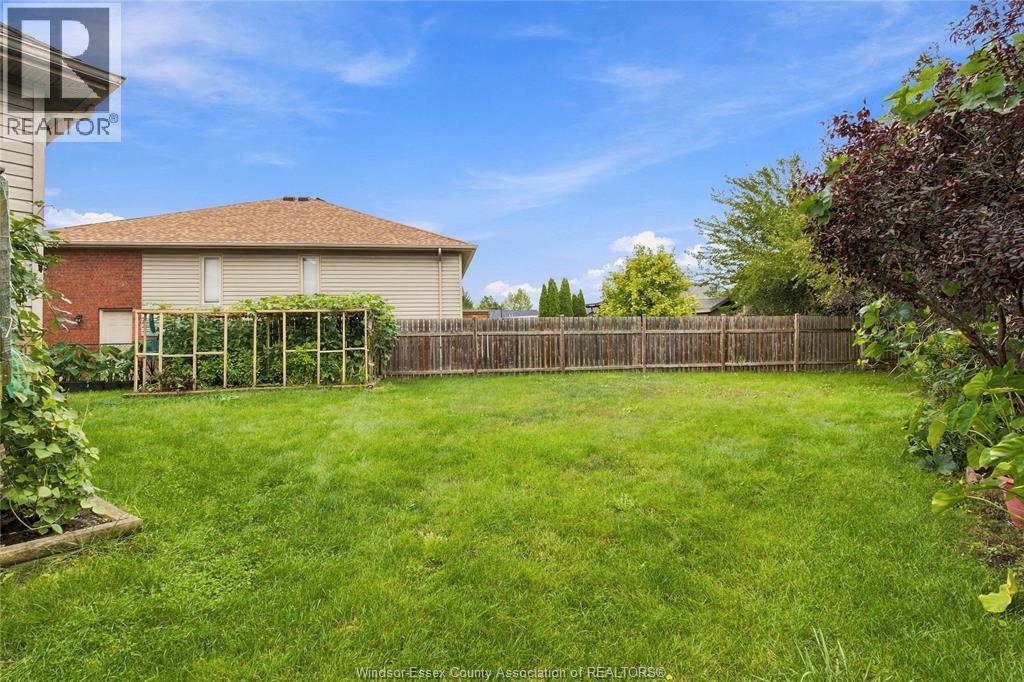 1352 Meridian, Windsor, ON