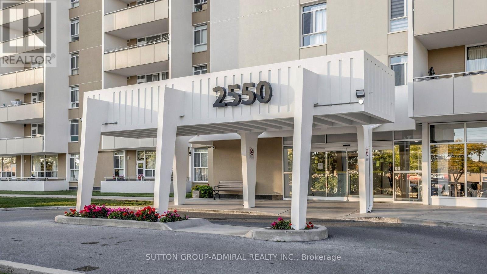1804 - 2550 Pharmacy Avenue, Toronto, ON