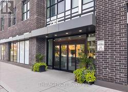 320 - 2301 DANFORTH AVENUE Toronto, ON M4C 1K5