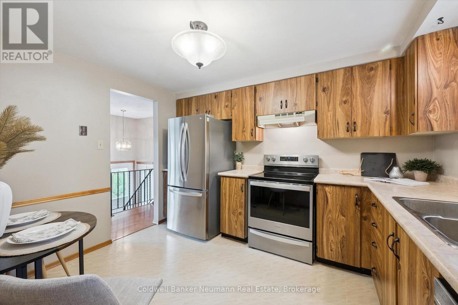 24 Briarlea Road, Guelph (Kortright West), ON