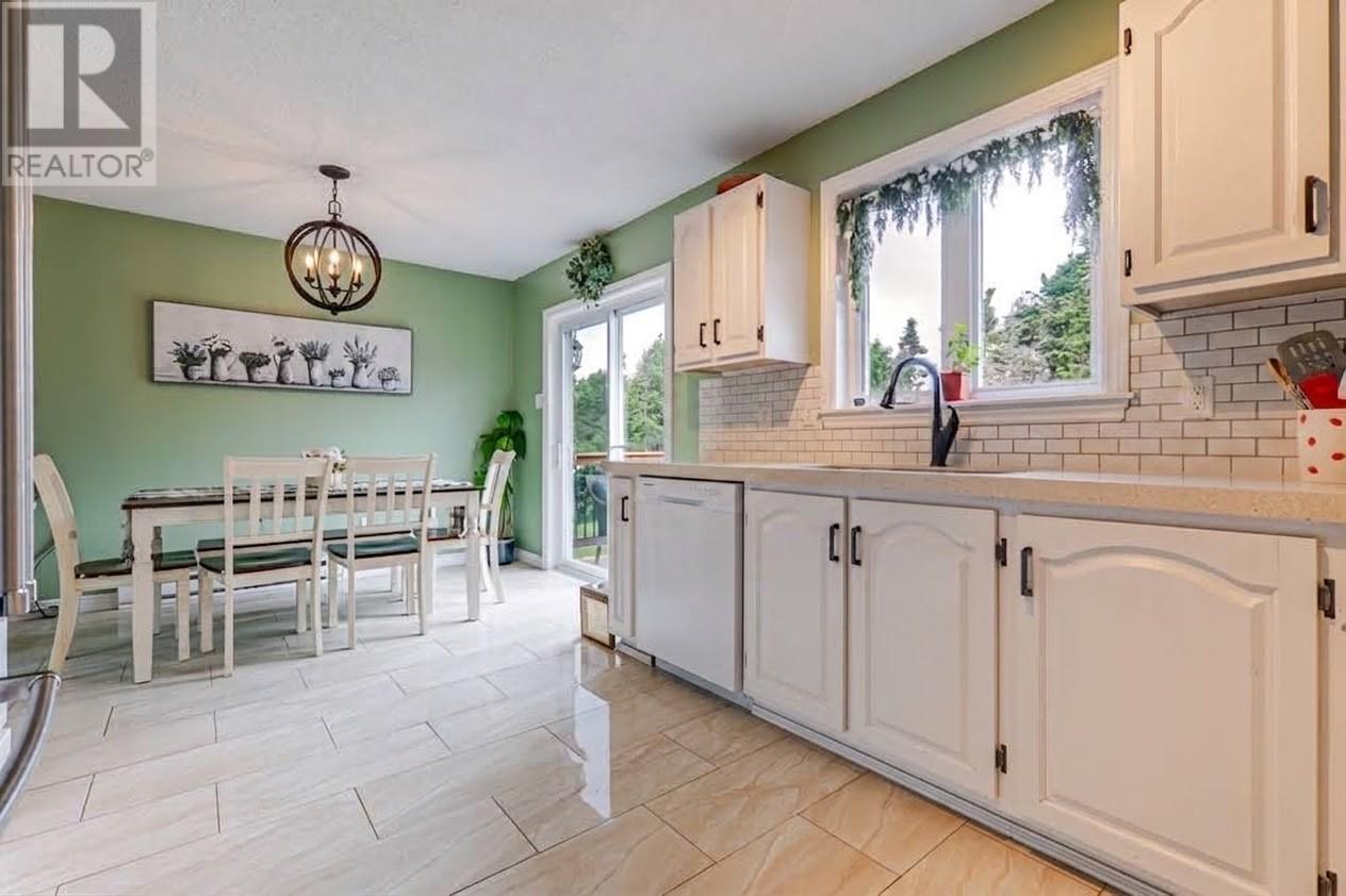 33 Ursula Crescent, Portugal Cove/St. Philips, NL