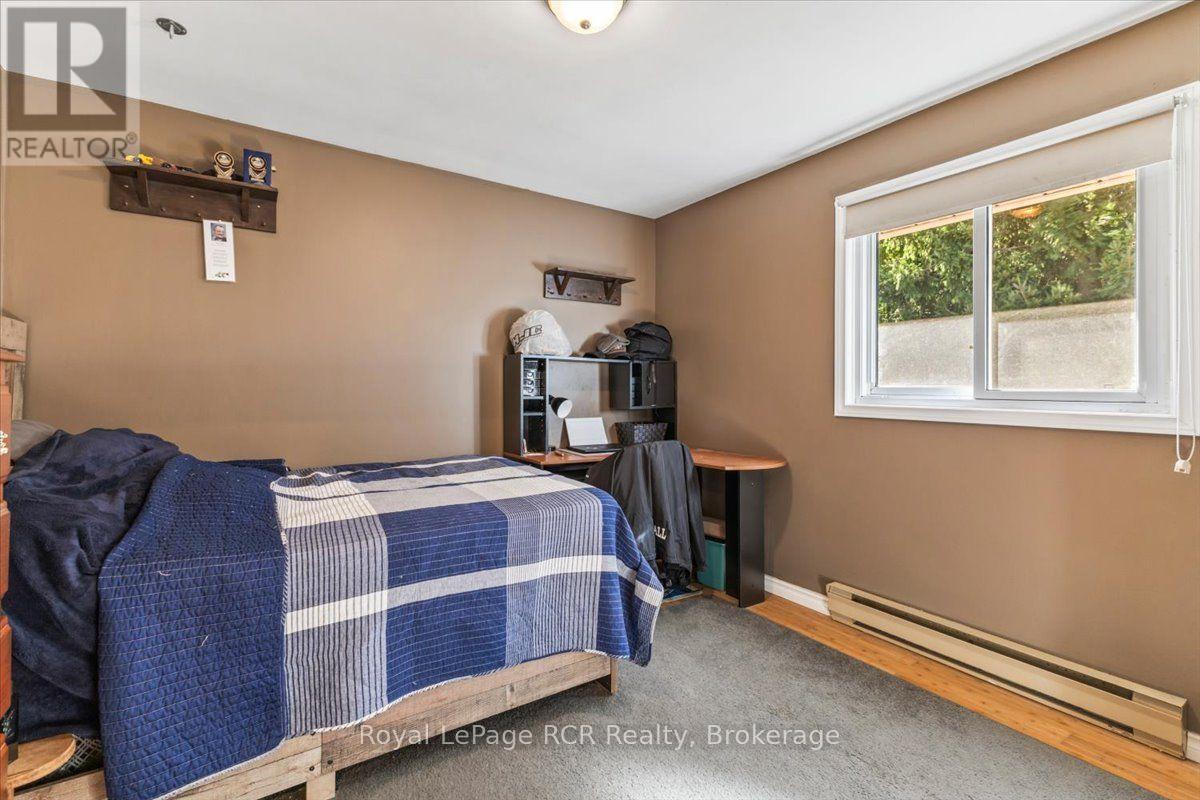 Bedroom - 513 6Th Street, Hanover, ON