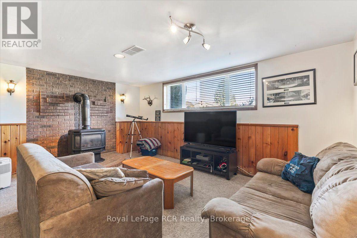513 6Th Street, Hanover, ON