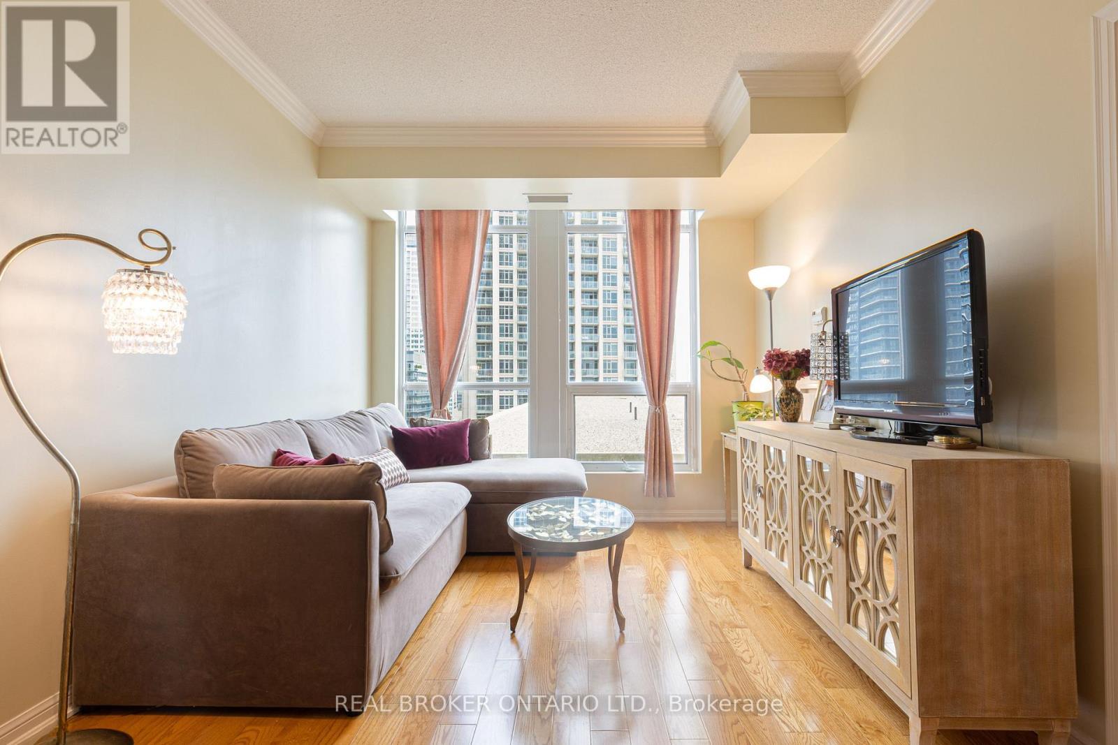 Living Room - 1311 - 628 Fleet Street, Toronto, ON