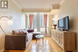 1311 - 628 FLEET STREET Toronto, ON M5V 1A8
