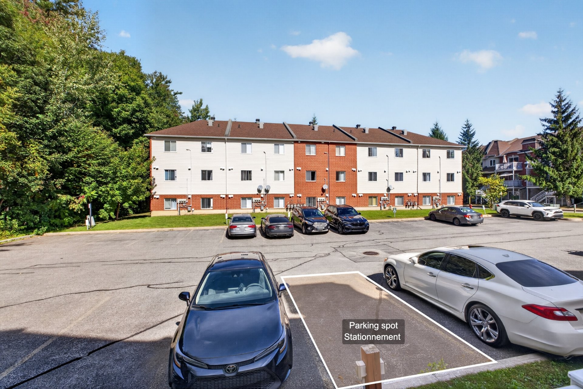 Parking - 3-177 Boul. Louise-Campagna, Gatineau (Hull), QC