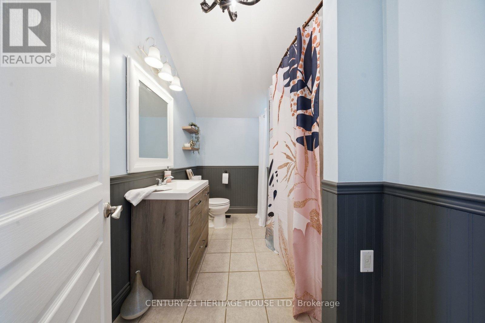 62 East Avenue, Brantford, ON