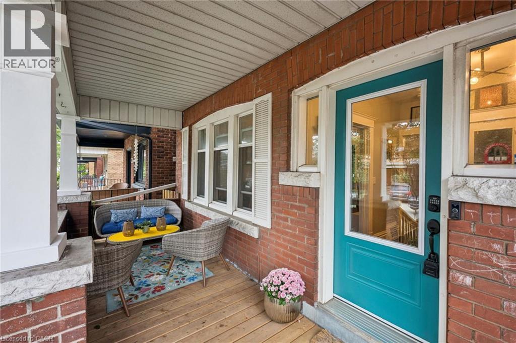 Covered Porch - 58 Balmoral Avenue N, Hamilton, ON