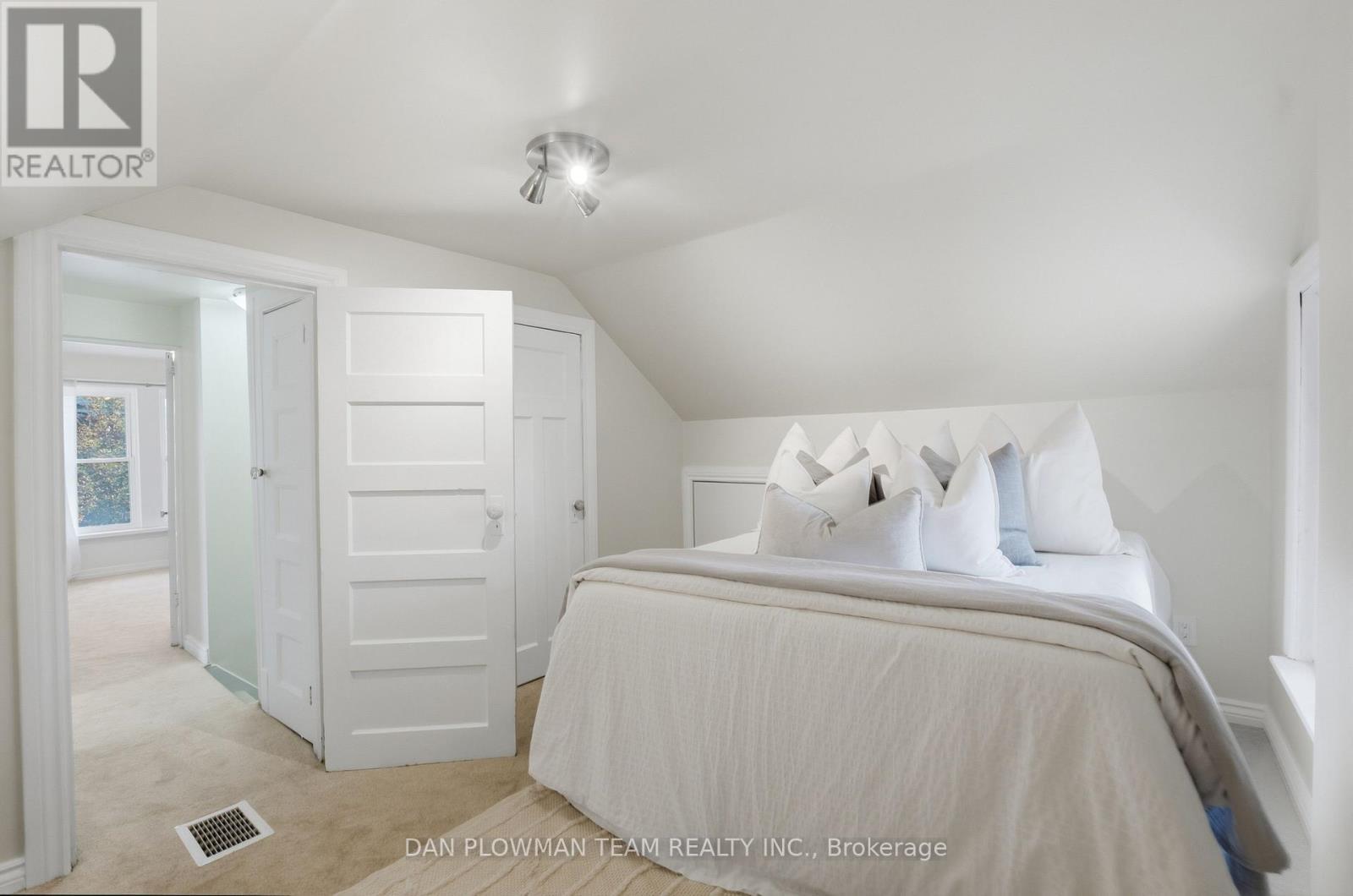 224 Arthur Street, Oshawa, ON