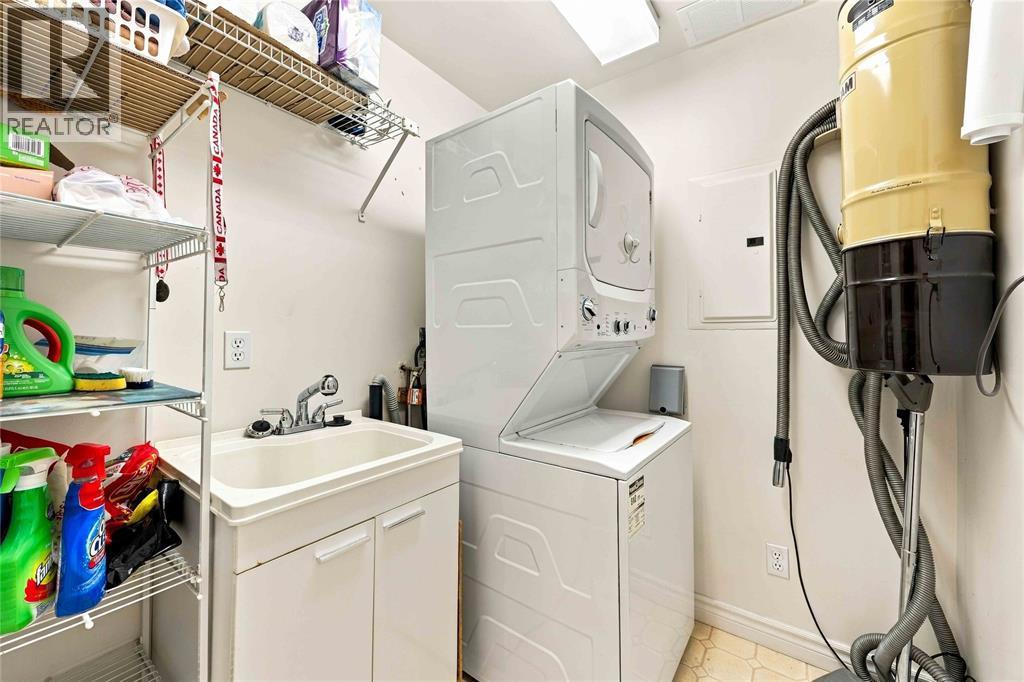 166 Beckwith Street Unit# 201, St Clair, ON