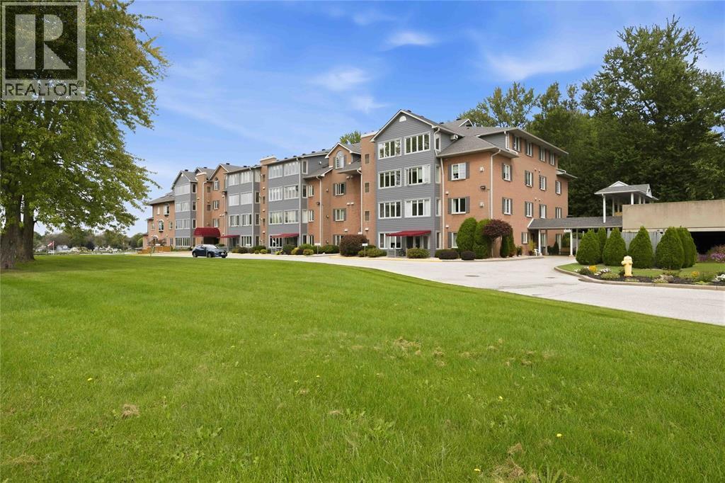 166 Beckwith Street Unit# 201, St Clair, ON