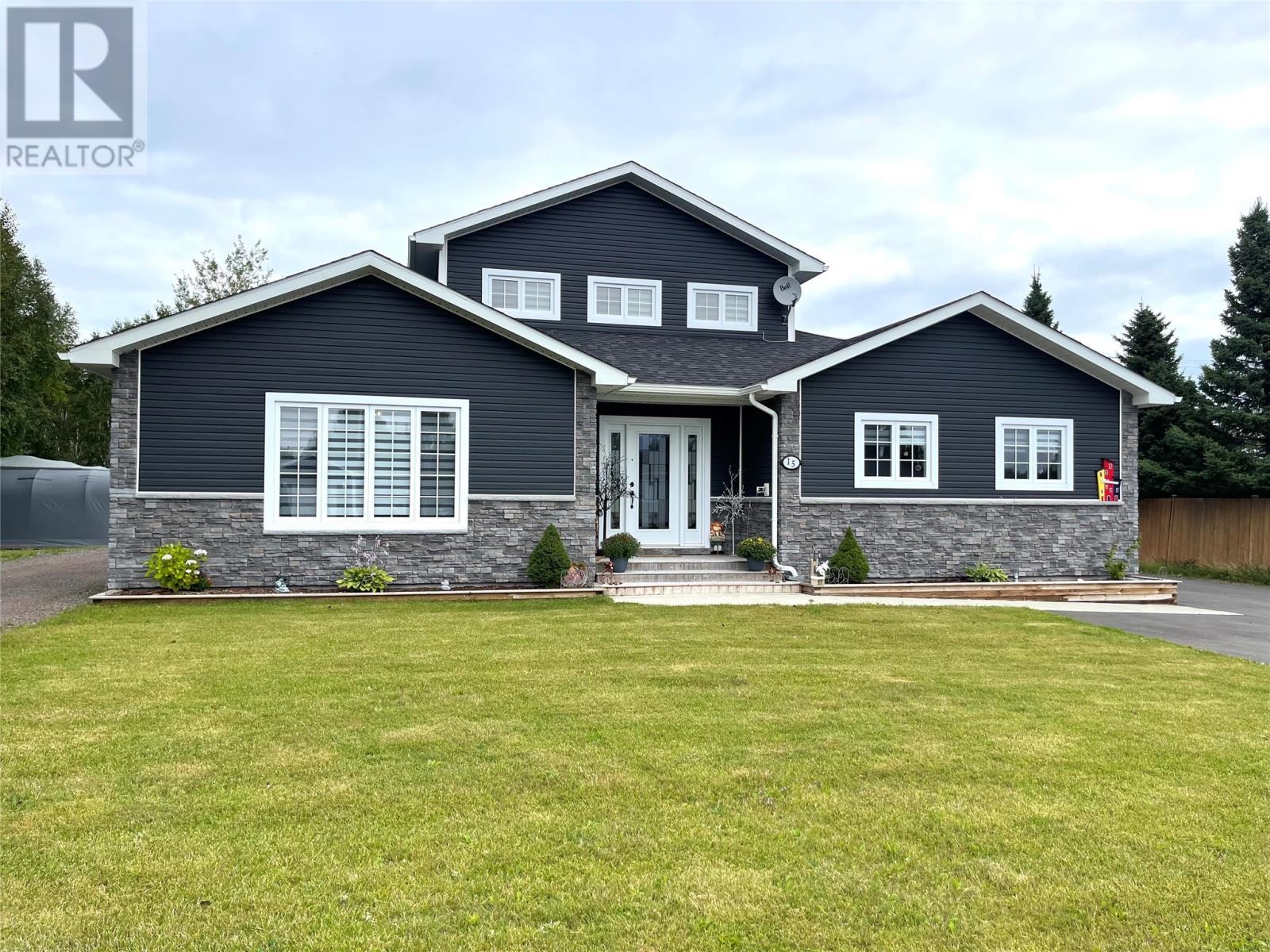 15 Twomey Drive, Botwood, NL