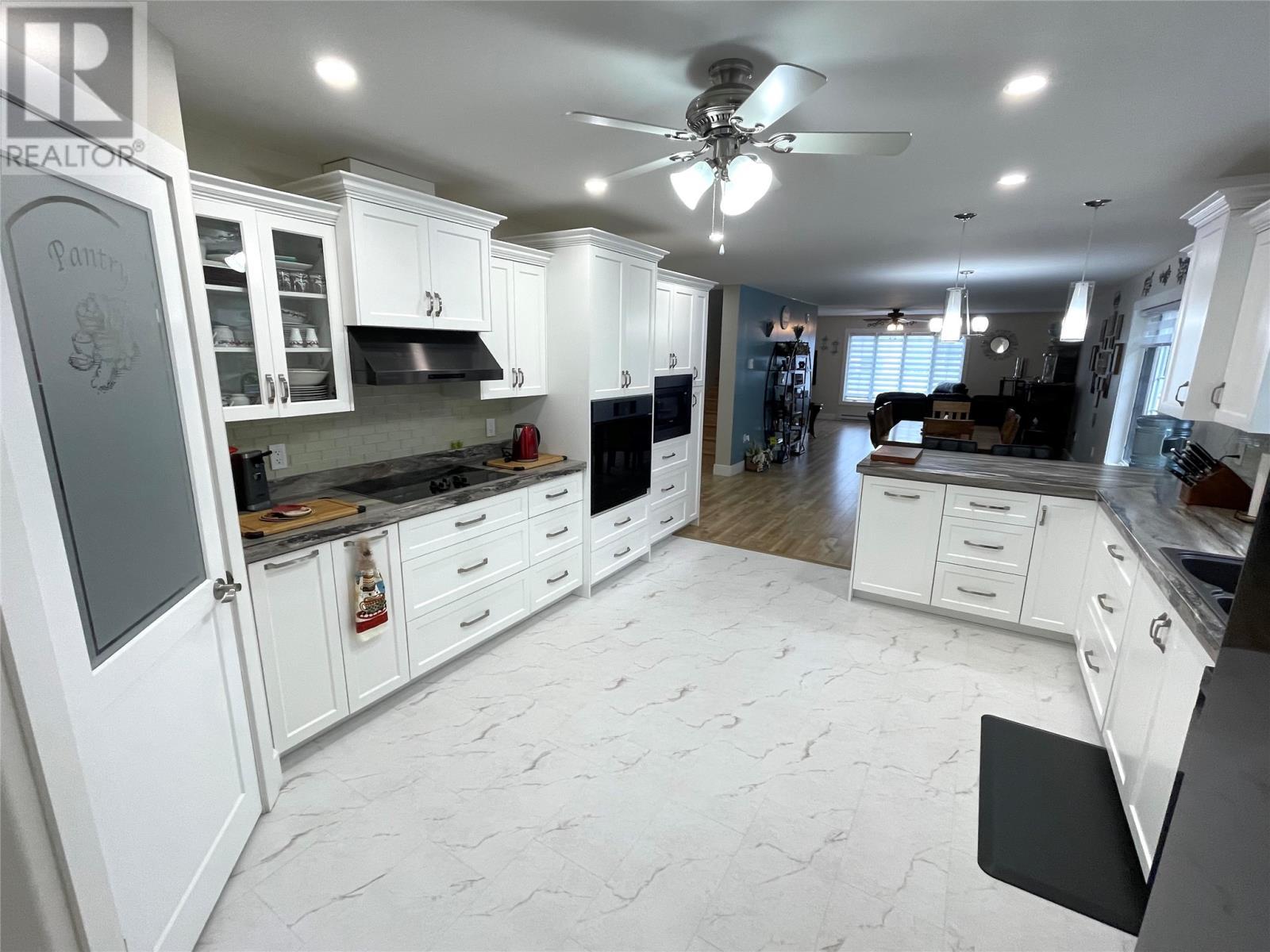 15 Twomey Drive, Botwood, NL