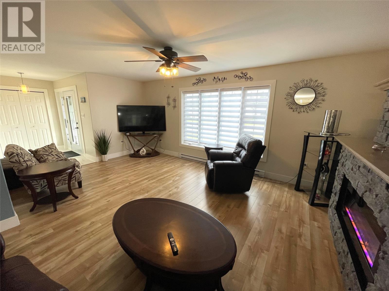 15 Twomey Drive, Botwood, NL