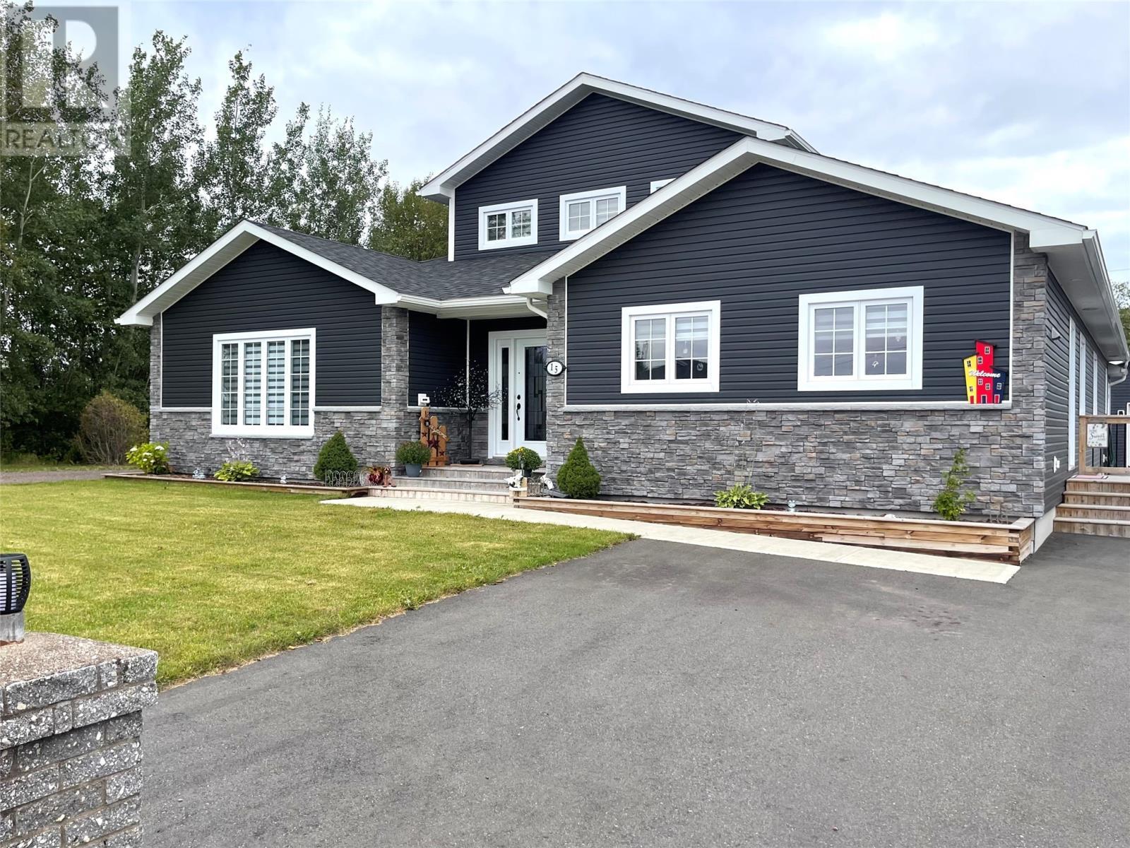 15 Twomey Drive, Botwood, NL