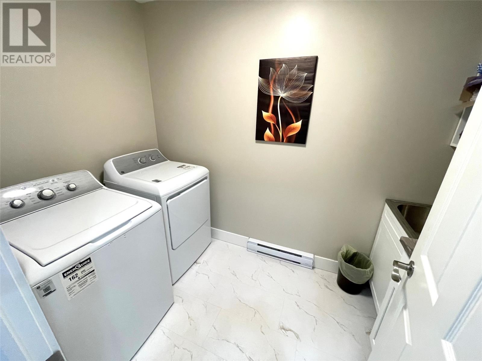 15 Twomey Drive, Botwood, NL