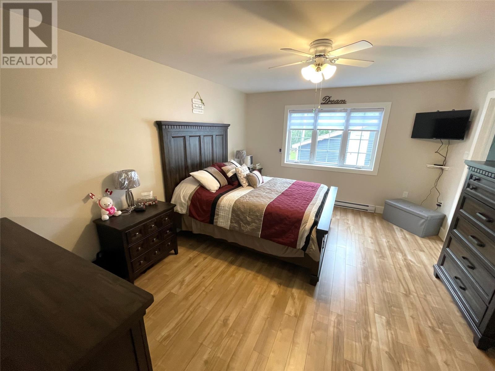 15 Twomey Drive, Botwood, NL