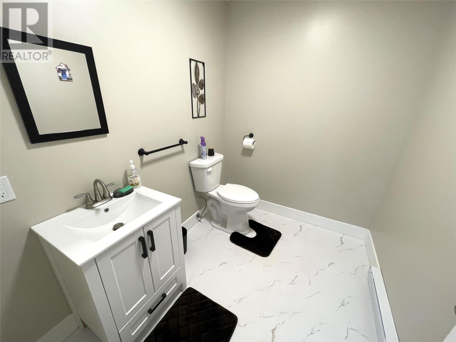 15 Twomey Drive, Botwood, NL