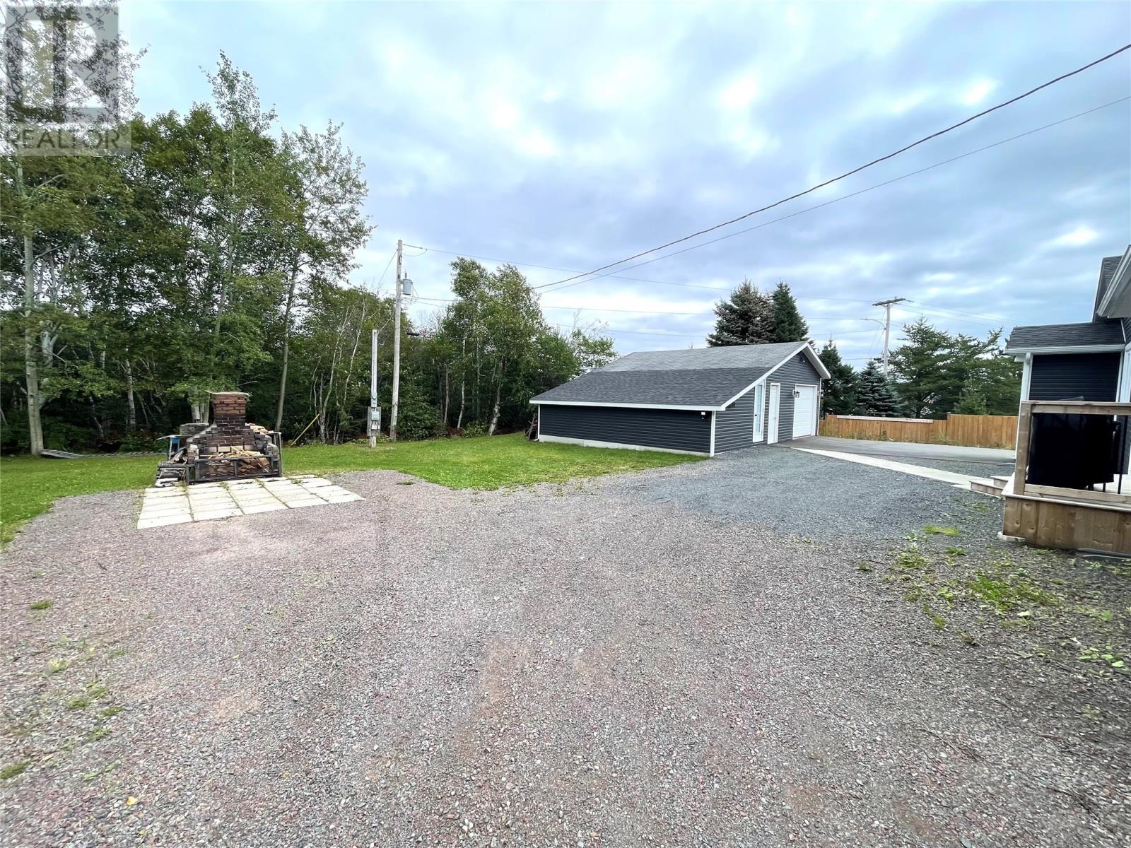 15 Twomey Drive, Botwood, NL
