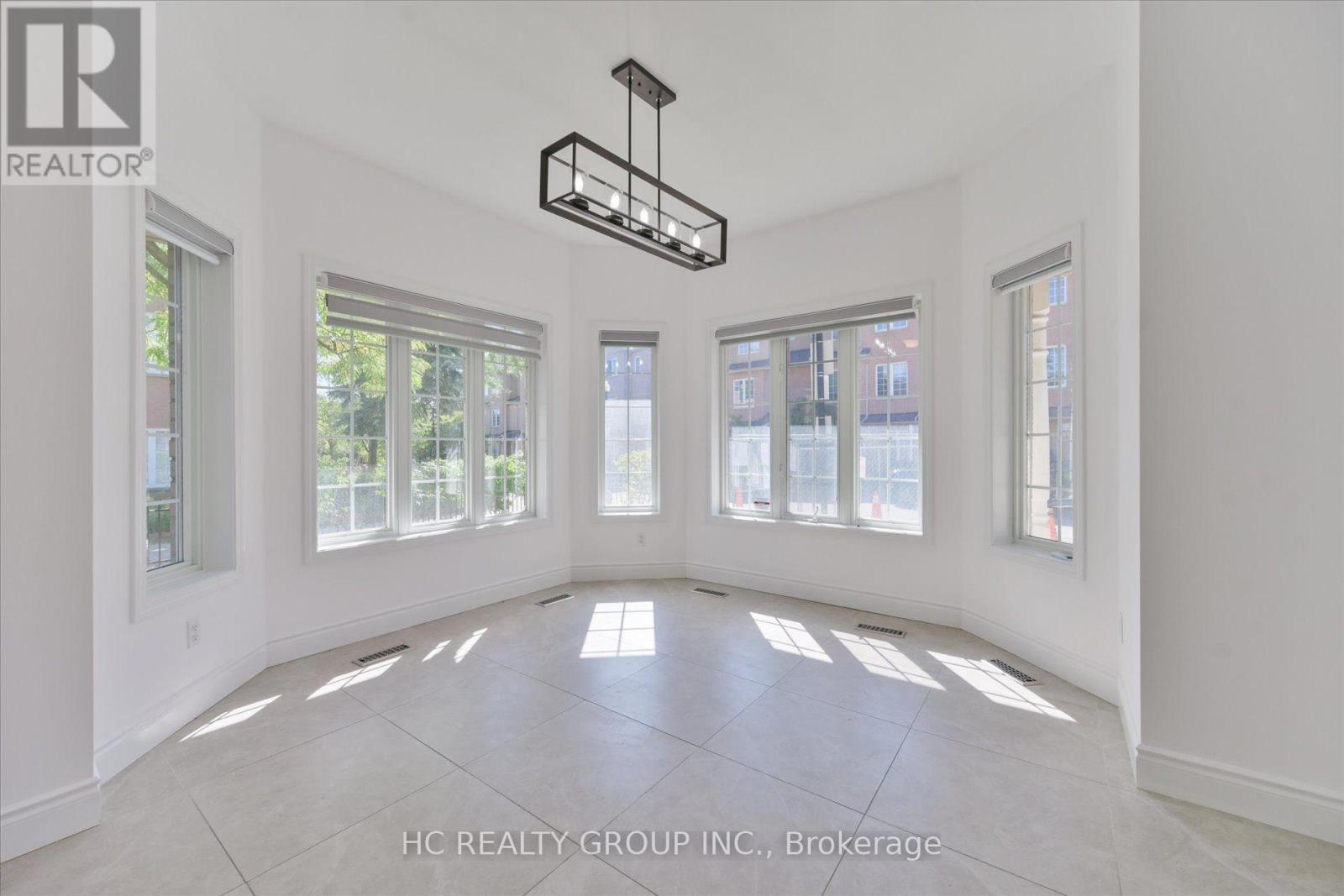 6 - 5 St Moritz Way, Markham, ON