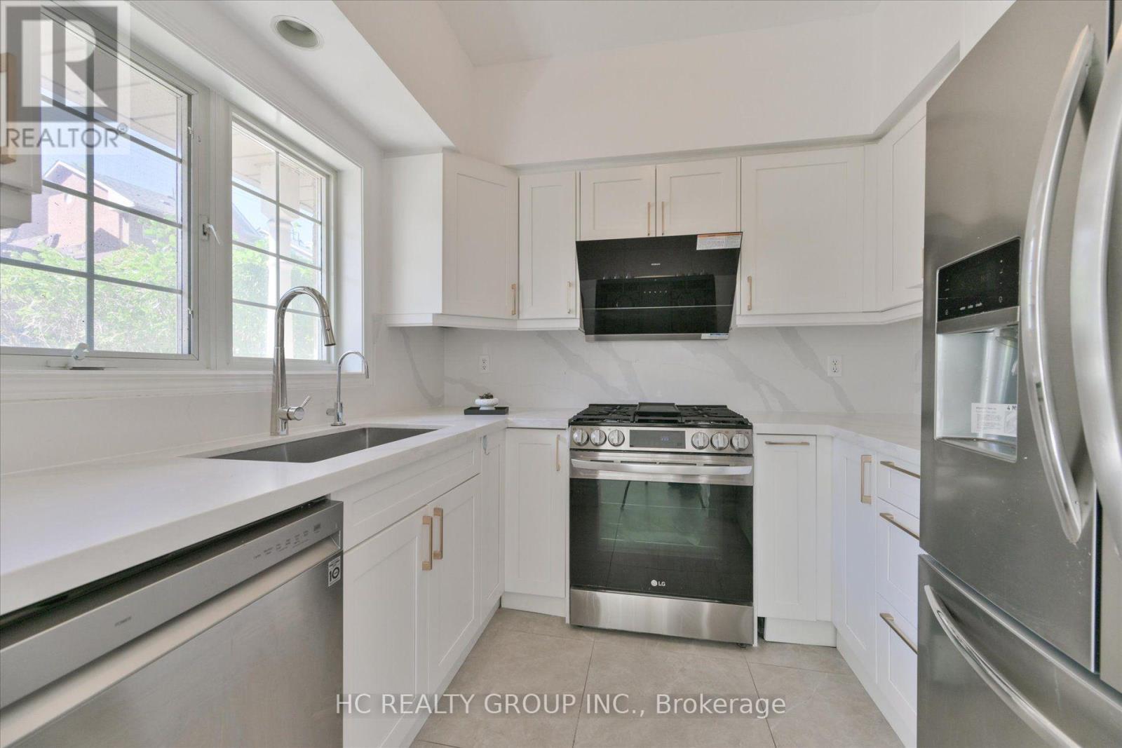 6 - 5 St Moritz Way, Markham, ON