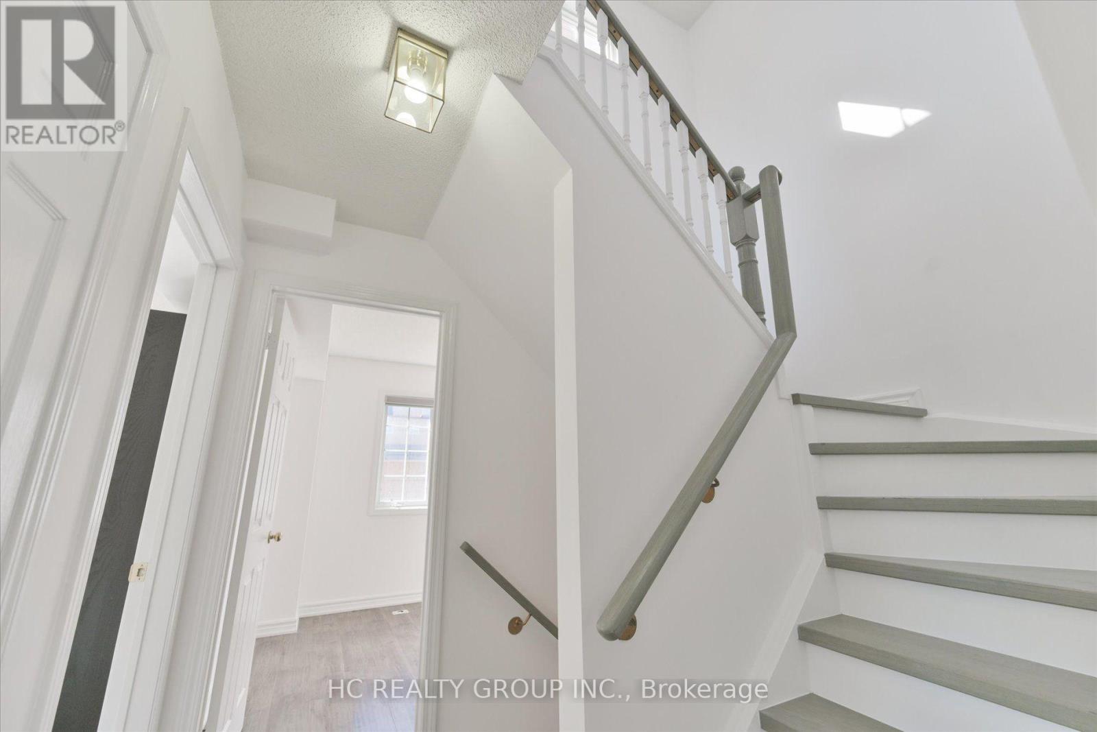 6 - 5 St Moritz Way, Markham, ON