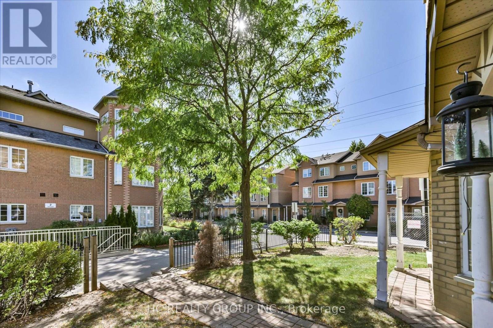 6 - 5 St Moritz Way, Markham, ON