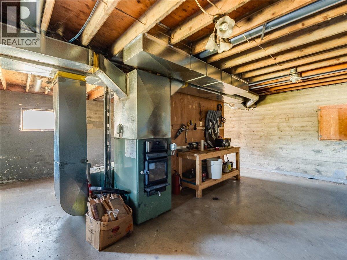 3168 Pass Creek Road, Crescent Valley, BC
