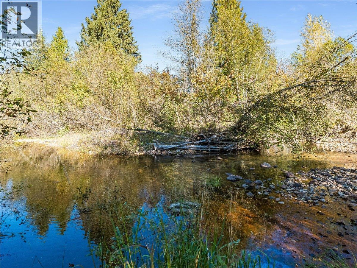 3168 Pass Creek Road, Crescent Valley, BC