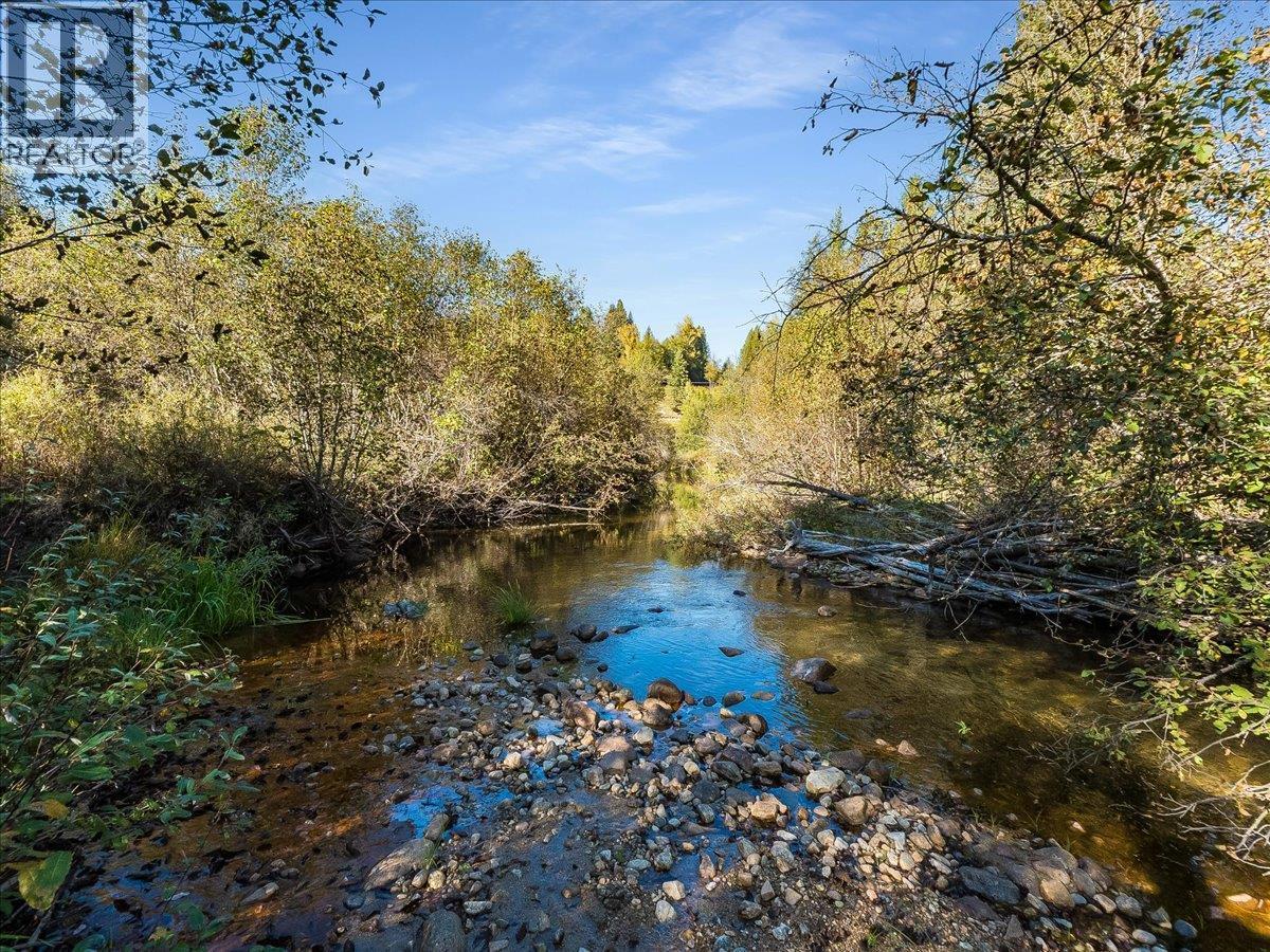 3168 Pass Creek Road, Crescent Valley, BC