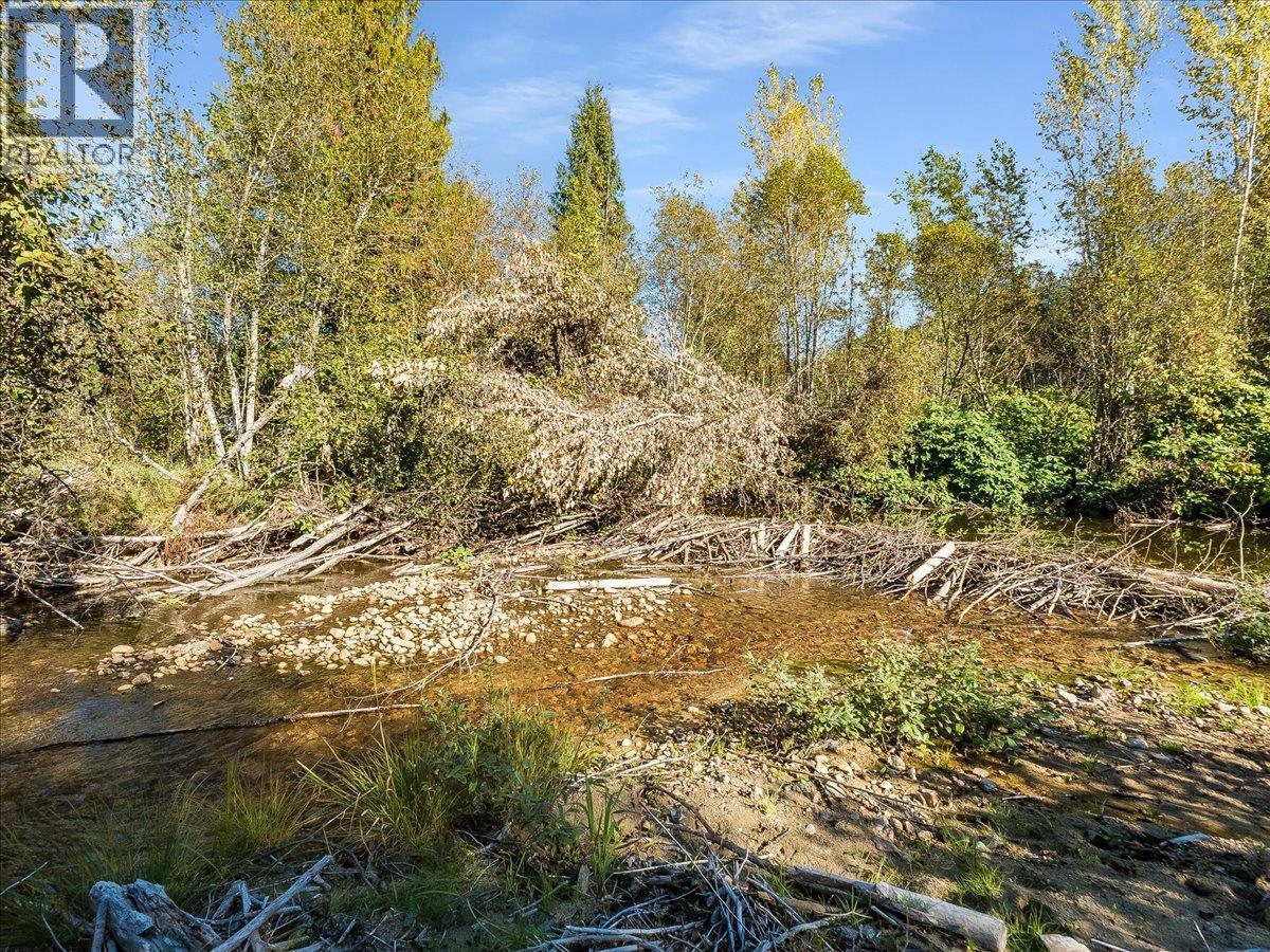 3168 Pass Creek Road, Crescent Valley, BC