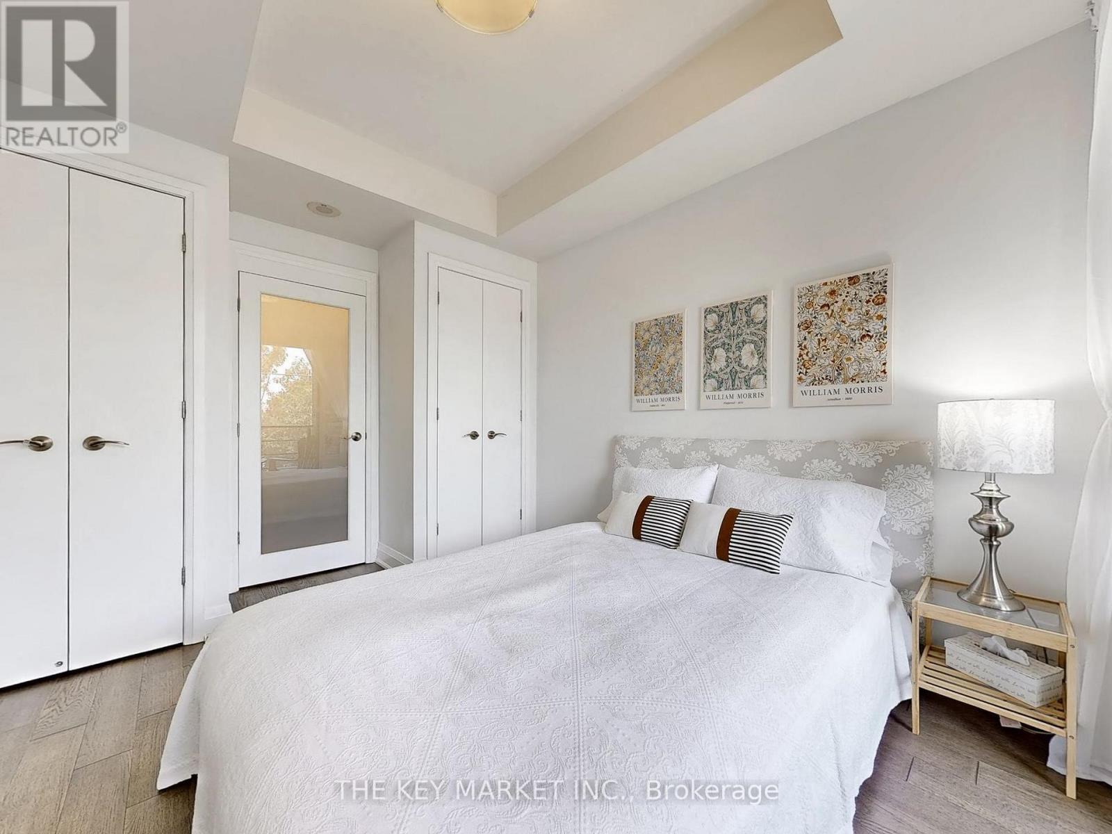 217 - 21 Clairtrell Road, Toronto, ON