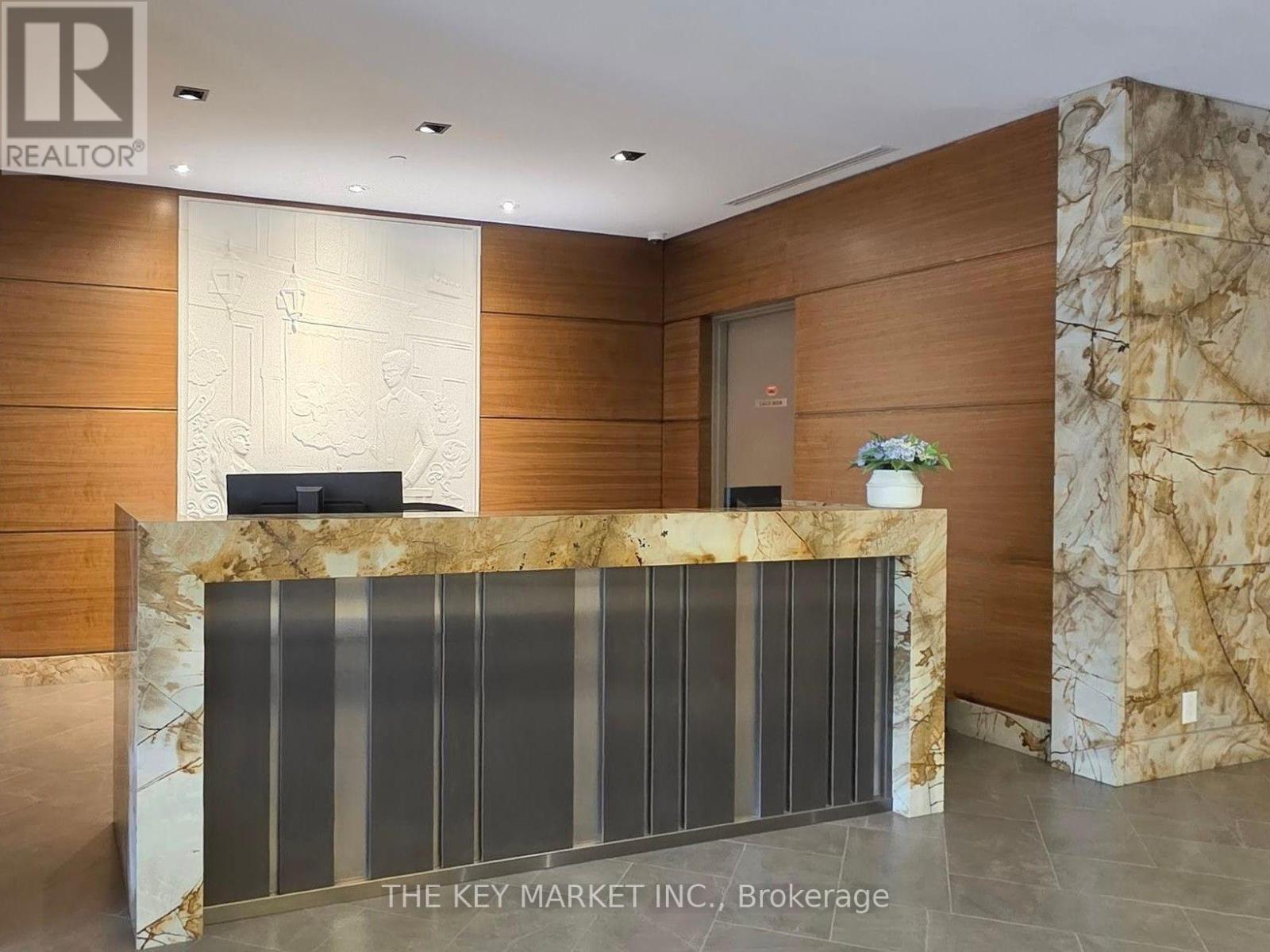 217 - 21 Clairtrell Road, Toronto, ON