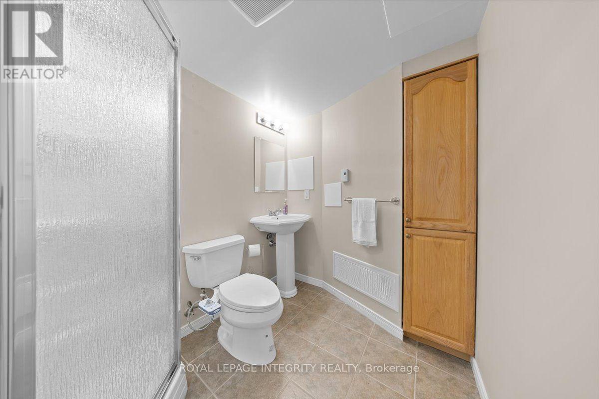 69 Royal Field Crescent, Ottawa, ON