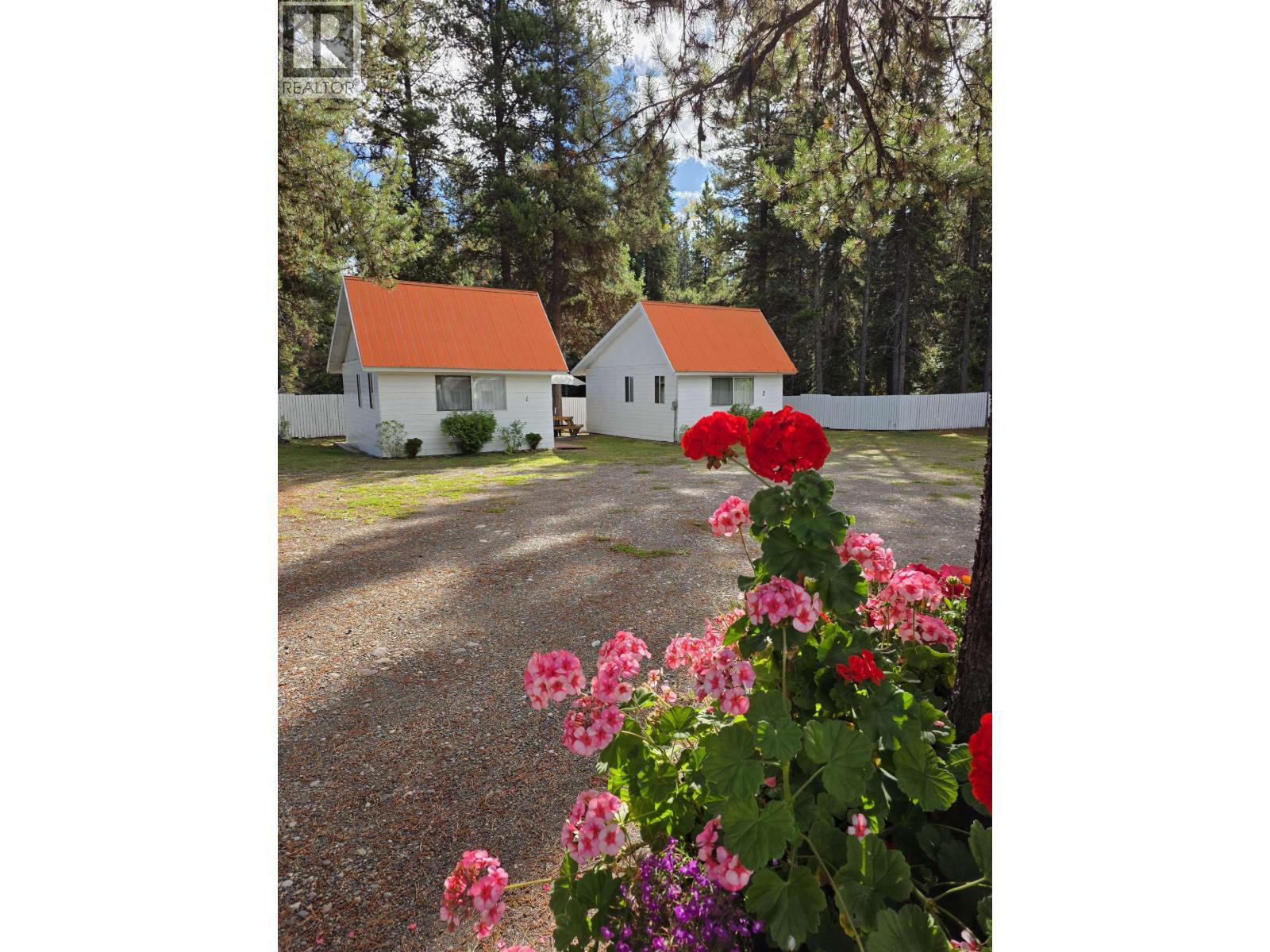 21741 Hamlet Frontage Road, Topley, BC