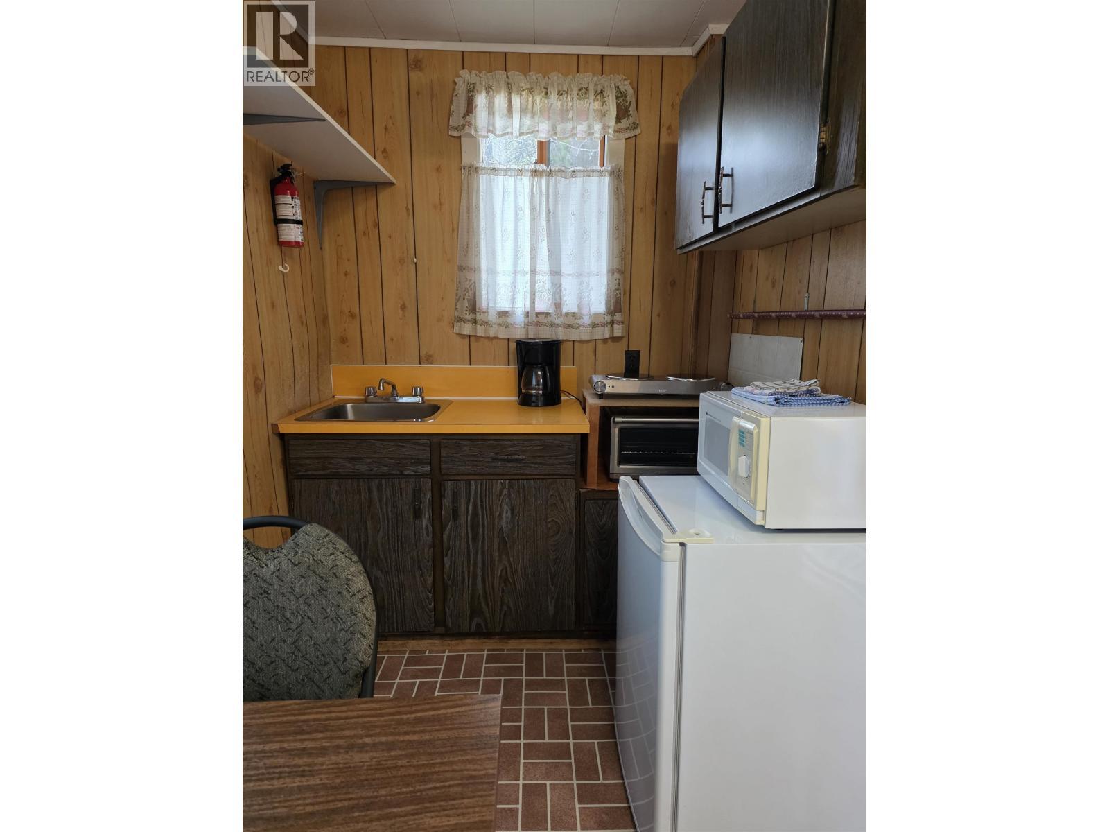 21741 Hamlet Frontage Road, Topley, BC