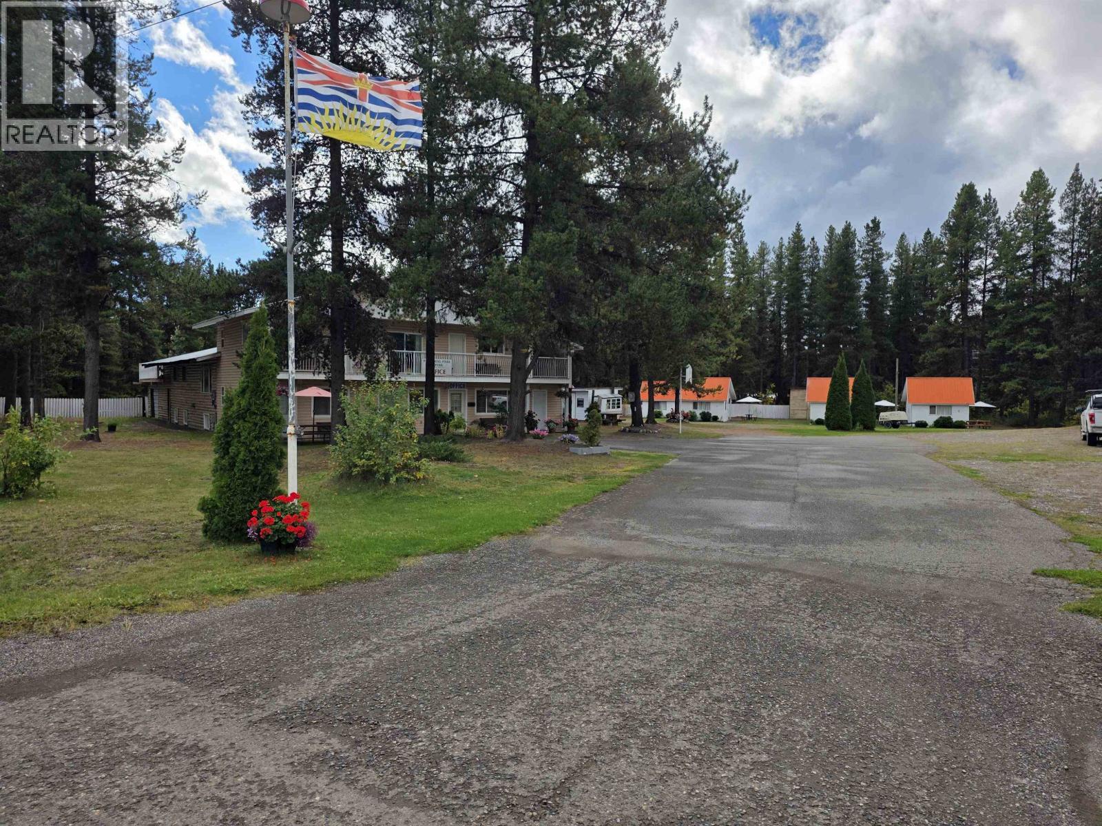 21741 Hamlet Frontage Road, Topley, BC